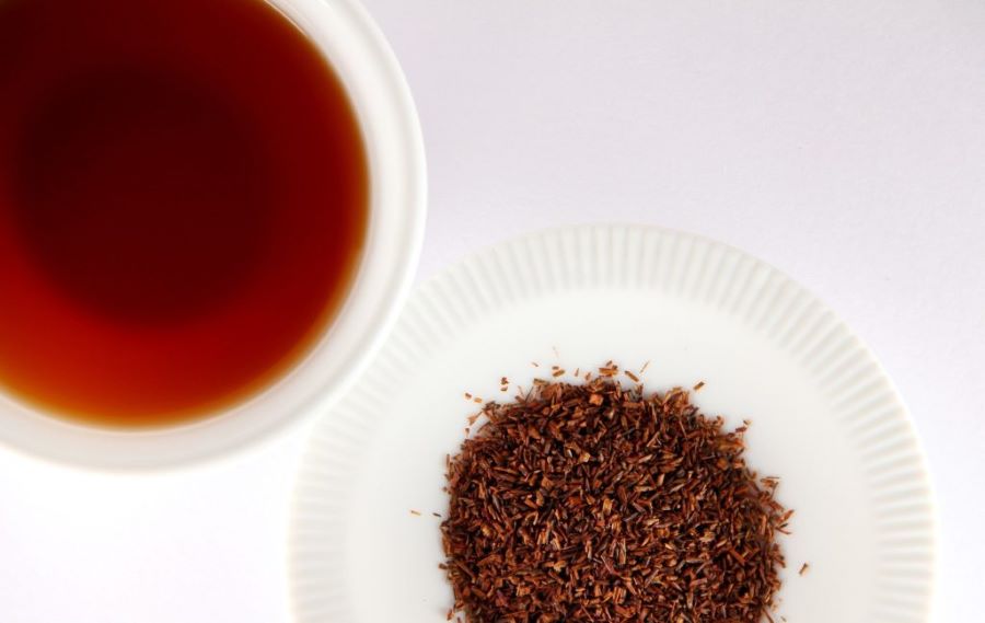 rooibos-tee-zaehne-verfaerben